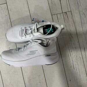 Skechers White Mesh Sneakers